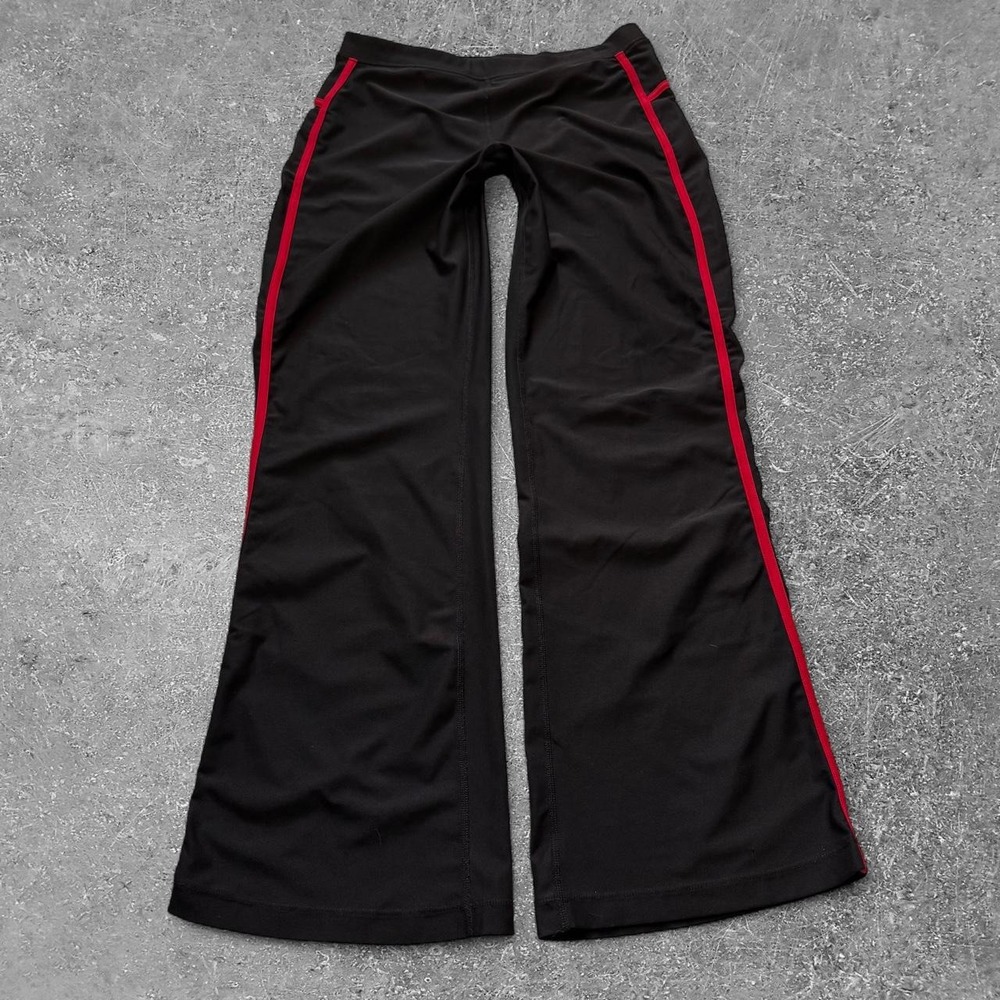 Xersion Black Flare Pants Red Side Stripes Y2K Athletic Yoga Medium